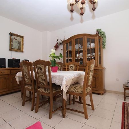 Apartment Luisa 1437 Peruski Ngoại thất bức ảnh
