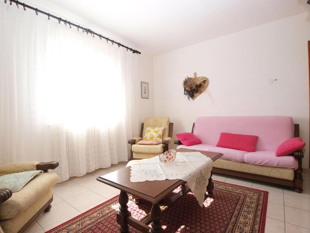 Apartment Luisa 1437 Peruski Ngoại thất bức ảnh