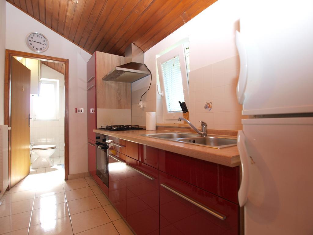 Apartment Luisa 1437 Peruski Ngoại thất bức ảnh