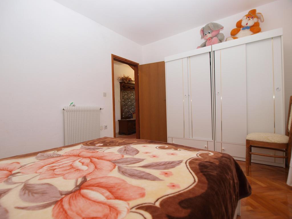 Apartment Luisa 1437 Peruski Ngoại thất bức ảnh